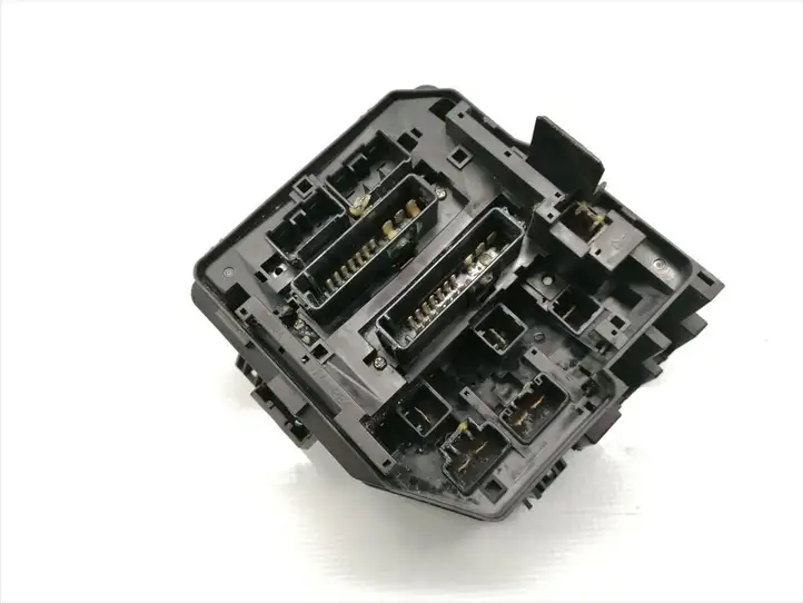 Honda Civic (2006 - 2011) 09SMG-E02 Блок предохранителей (комплект) — фото 3