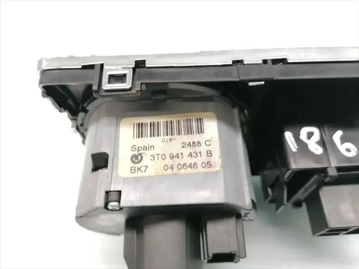 Skoda Superb B6 (3T) (2008 - 2015) 3T0941431B Включатель фонарей — фото 6