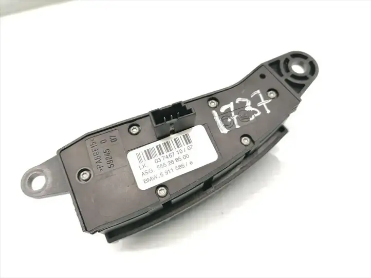 BMW 7 E65 E66 (2001 - 2008) 6911586 Кнопки на рулевом колесе — фото 3