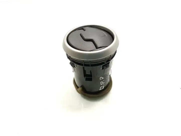 Nissan Qashqai (2006 - 2010) 68760JD10A Боковой воздушный дефлектор — фото 2