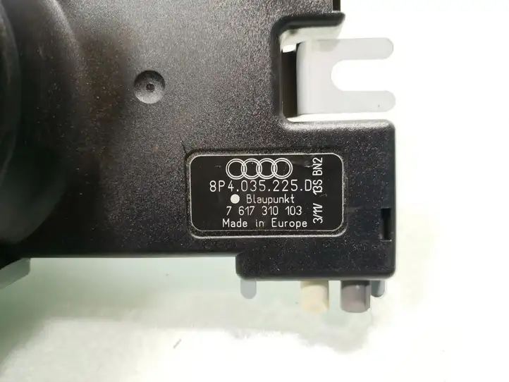 Audi A3/S3 8P (2008 - 2013) 8P4035225D Блок управления антеннами — фото 4