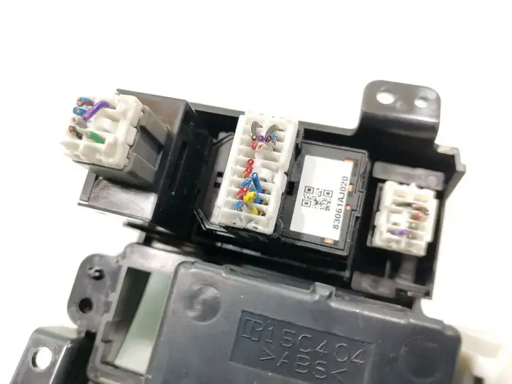 Subaru Outback (2009 - 2014) 83061AJ020 Кнопка ручного тормоза — фото 4