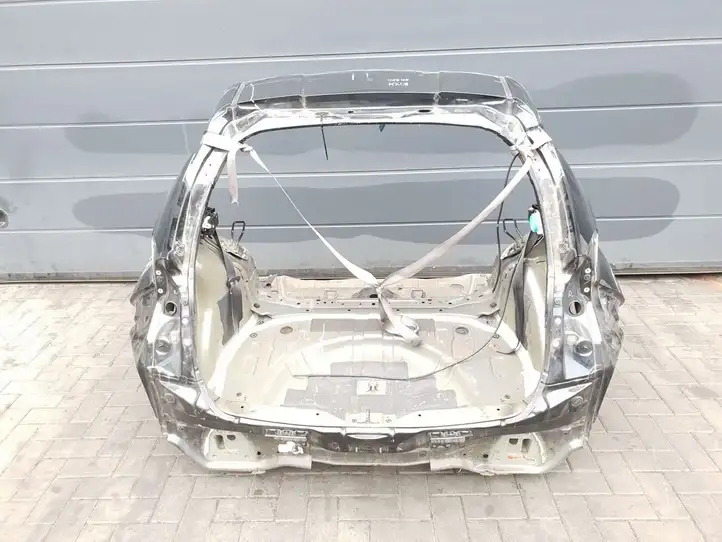 Toyota C-HR I (2016 - 2022) Задняя часть кузова — фото 1