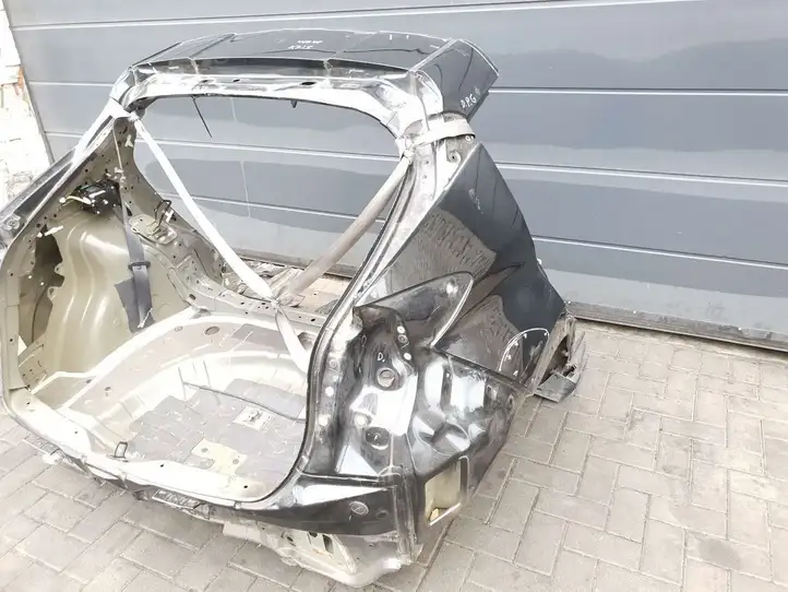 Toyota C-HR I (2016 - 2022) Задняя часть кузова — фото 5