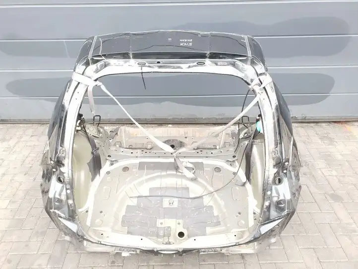 Toyota C-HR I (2016 - 2022) Задняя часть кузова — фото 7