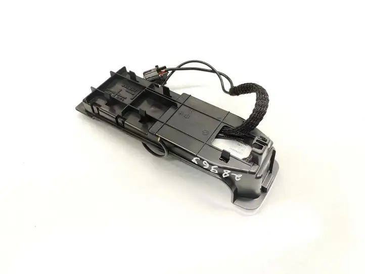 BMW 3 E90 E91 (2005 - 2012) 7118054 Автомобильный телефон — фото 3