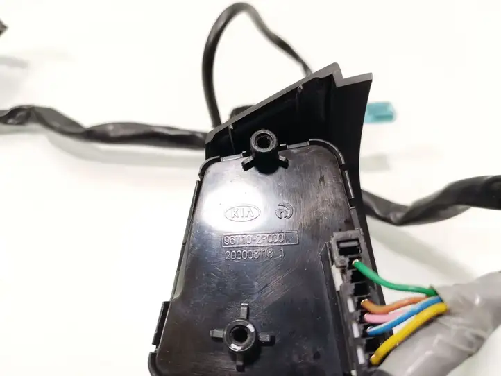 Kia Sorento (2009 - 2014) 96710-2P000 Кнопки на рулевом колесе — фото 5