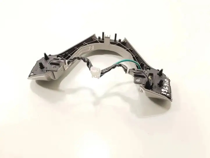 Toyota Avensis T270 (2009 - 2012) 45100-05670 Кнопки на рулевом колесе — фото 4