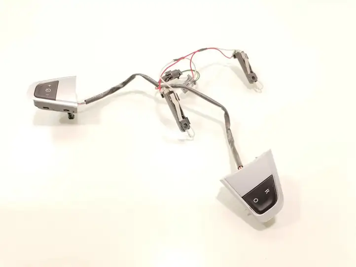 Renault Megane III (2009 - 2016) 2555-0180 Кнопки на рулевом колесе — фото 1