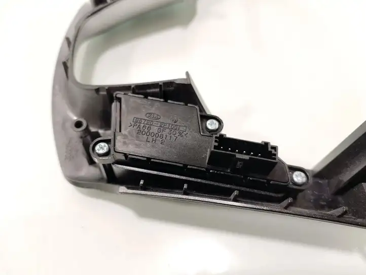 Kia Sorento (2009 - 2014) 96720-2P0001 Кнопки на рулевом колесе — фото 5