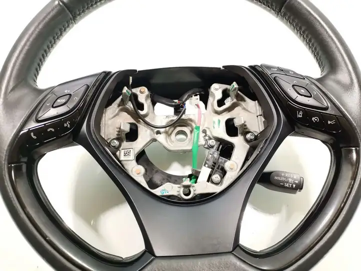Toyota C-HR I (2016 - 2022) 194161184 Руль — фото 3