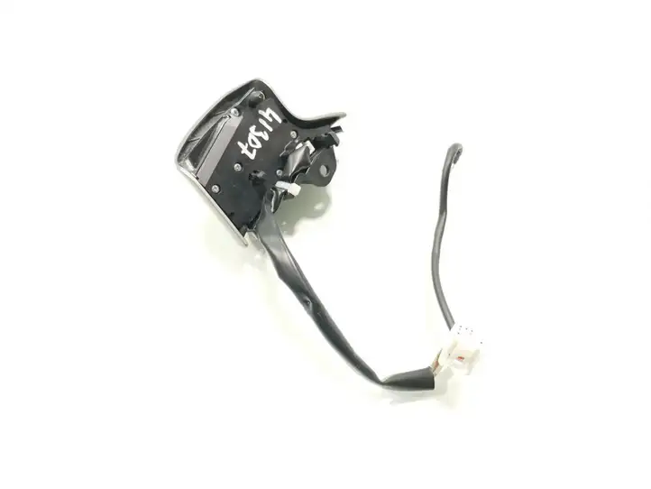 Toyota Auris 150 (2006 - 2012) Кнопки на рулевом колесе — фото 2