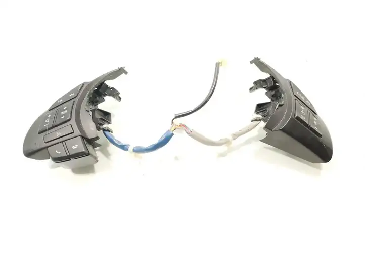 Mazda 6 (2012 - 2015) 75E814 Кнопки на рулевом колесе — фото 1