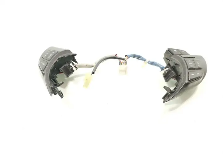 Mazda 6 (2012 - 2015) 75E814 Кнопки на рулевом колесе — фото 2