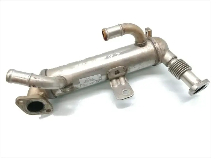 Hyundai i20 (PB PBT) (2008 - 2012) 28416-2A700 Охладитель клапана EGR — фото 1