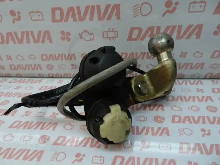 Nissan Navara D40 (2004 - 2015) 55R-019501 Комплект буксировочного крюка — фото 1