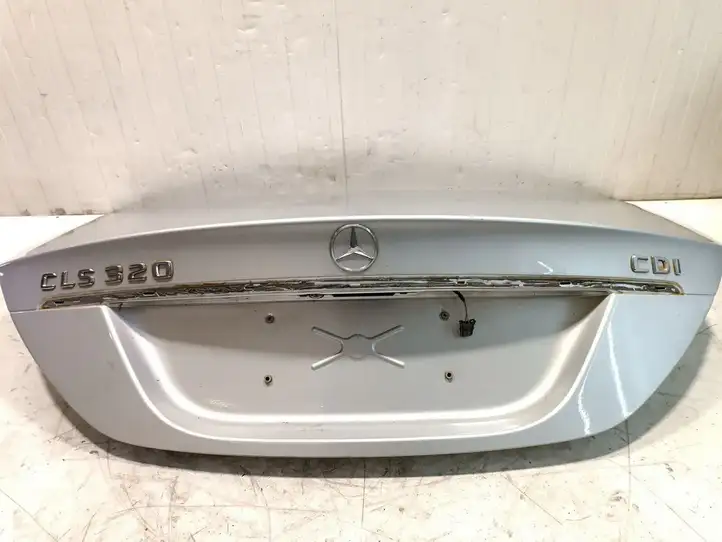 Mercedes-Benz CLS C219 (2003 - 2011) Крышка багажника — фото 2
