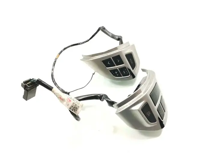 Citroen C-Crosser (2007 - 2013) 75B473 Кнопки на рулевом колесе — фото 2