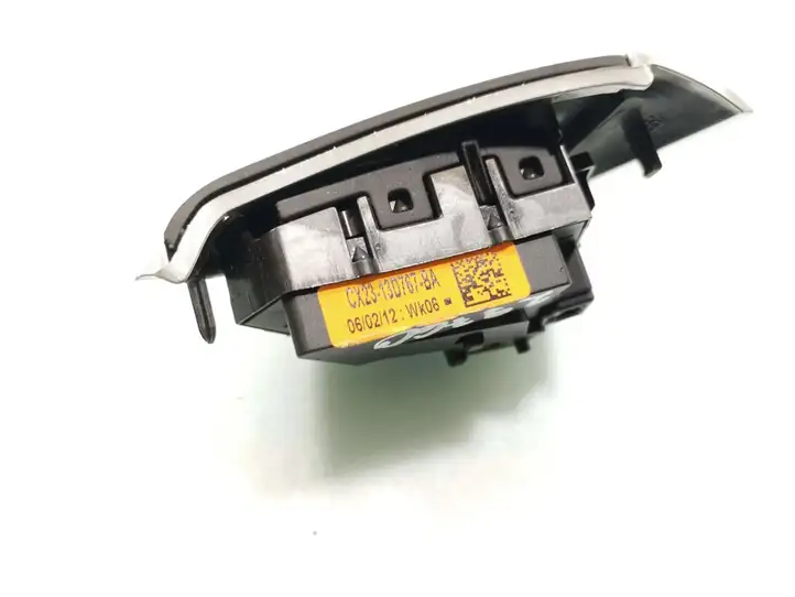 Jaguar XF (2007 - 2015) CX23-13D767-BA Кнопки на рулевом колесе — фото 5