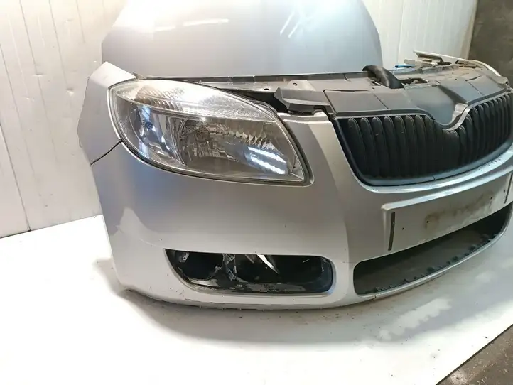 Skoda Fabia Mk2 (5J) (2007 - 2014) Комплект передней части — фото 5