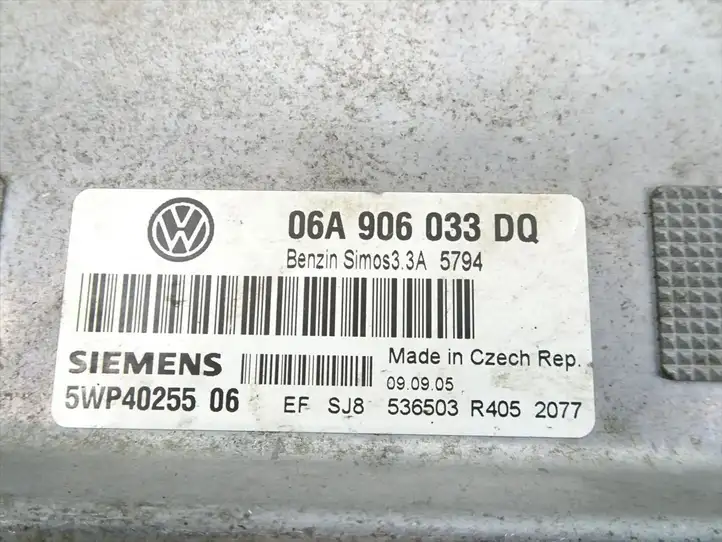 Volkswagen Golf IV (1998 - 2005) 06A906033DQ Блок управления двигателем (ЭБУ) — фото 4
