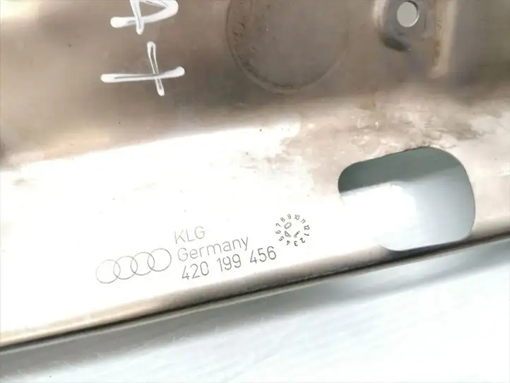 Audi R8 42 (2006 - 2015) 420199455 Теплоизоляция (теплозащита) — фото 4