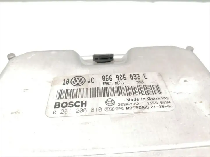 Volkswagen PASSAT B5.5 (2001 - 2005) 066906032E Блок управления двигателем (ЭБУ) — фото 4