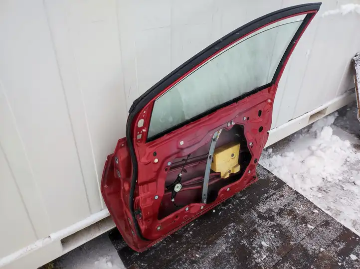 Mazda 2 (2007 - 2010) Дверь — фото 7