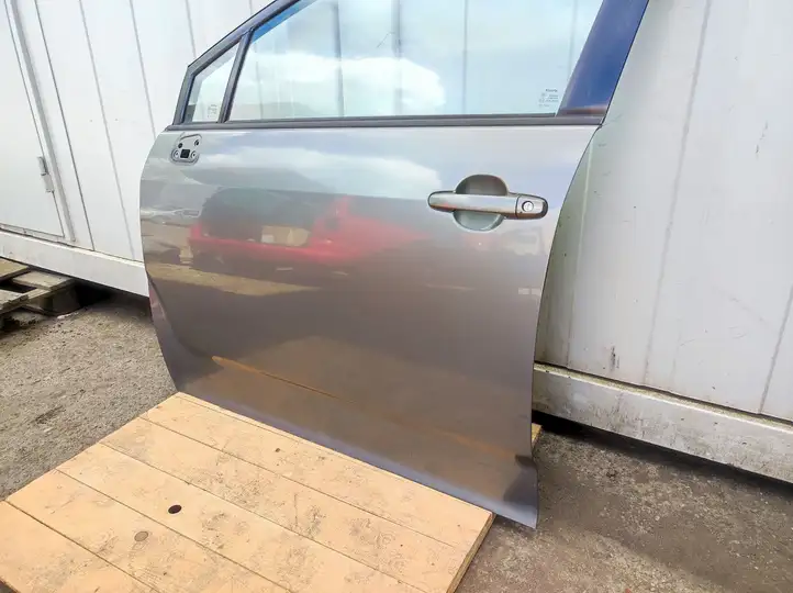 Toyota Corolla Verso AR10 (2004 - 2009) Дверь — фото 7