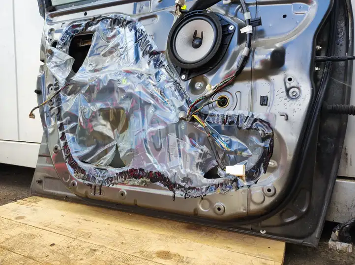 Toyota Corolla Verso AR10 (2004 - 2009) Дверь — фото 9