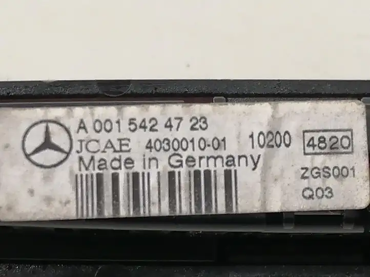 Mercedes-Benz E W212 (2009 - 2016) A0015424723 Экран парктроника PDC — фото 4