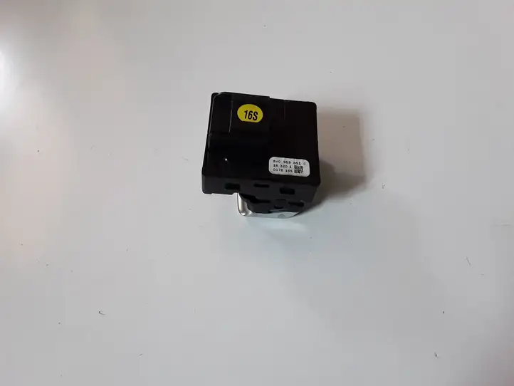 Audi TT TTS RS Mk3 8S (2014 - 2018) 8V0959851C Блок кнопок стеклоподъемников — фото 2