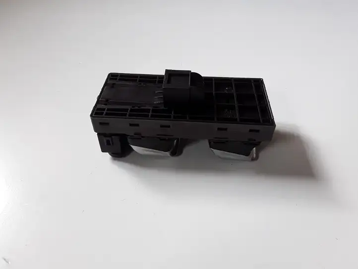 Audi A5 8T 8F (2011 - 2016) 8K0959851F Кнопка стеклоподъемников — фото 3
