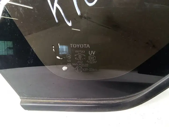 Toyota Prius (XW30) (2009 - 2015) Заднее боковое стекло — фото 2