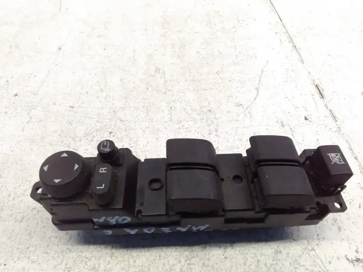 Mazda 6 (2007 - 2009) GS8T66350A Блок кнопок стеклоподъемников — фото 2