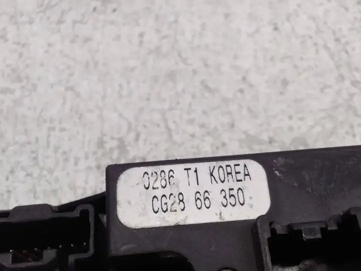 Mazda 5 (2010 - 2016) CG2866350 Кнопка стеклоподъемников — фото 4