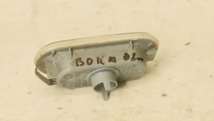 Volkswagen Bora (1998 - 2005) 1J0949117 Поворотный фонарь крыла — фото 3