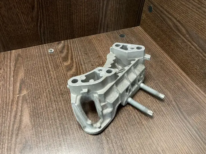 Volvo V50 (2008 - 2012) S326C29 Кронштейн двигателя — фото 4