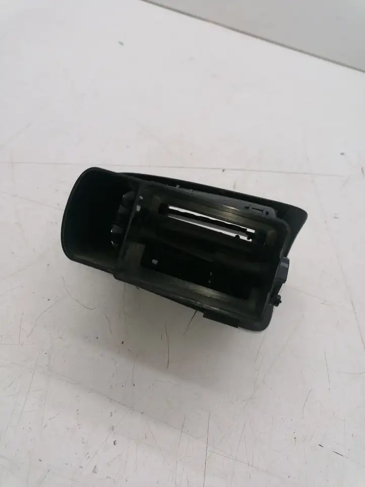 Mercedes-Benz Vaneo W414 (2001 - 2005) 4148300254 Боковой воздушный дефлектор — фото 2