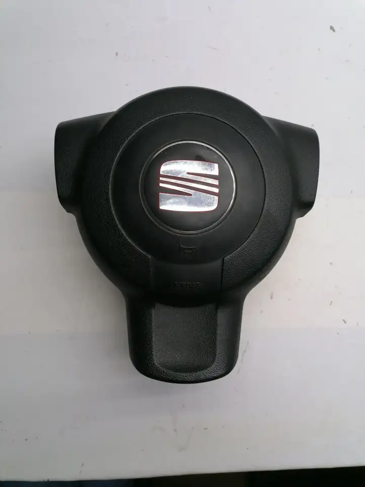 Seat Leon (1P) (2005 - 2012) 5P0880201N Подушка безопасности руля — фото 1