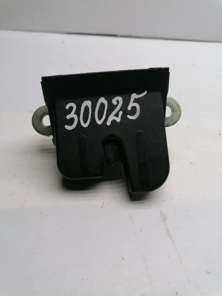Seat Leon (1P) (2005 - 2012) 1P0827505A Замок крышки багажника — фото 4