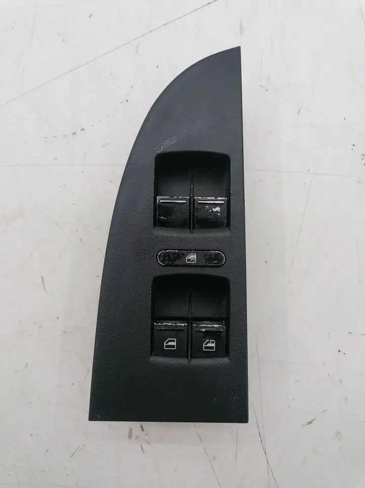 Seat Leon (1P) (2005 - 2012) 1P1867171A Кнопка стеклоподъемников — фото 1