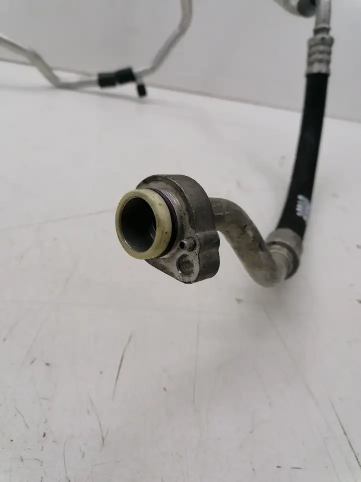 Seat Leon (1P) (2005 - 2012) 1K0820743CB Трубки и шланги кондиционера — фото 2