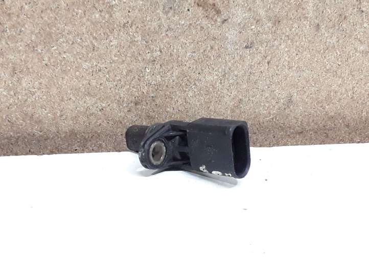 Audi A4 (2000 - 2006)  06C905163B Датчик оборотов распределительного вала