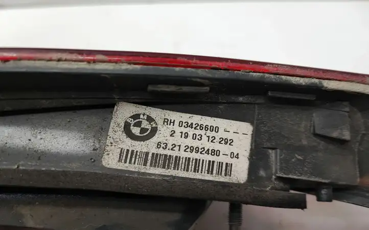 BMW X1 E84 (2009 - 2015) 2992480 Задний фонарь в крышке багажника — фото 2
