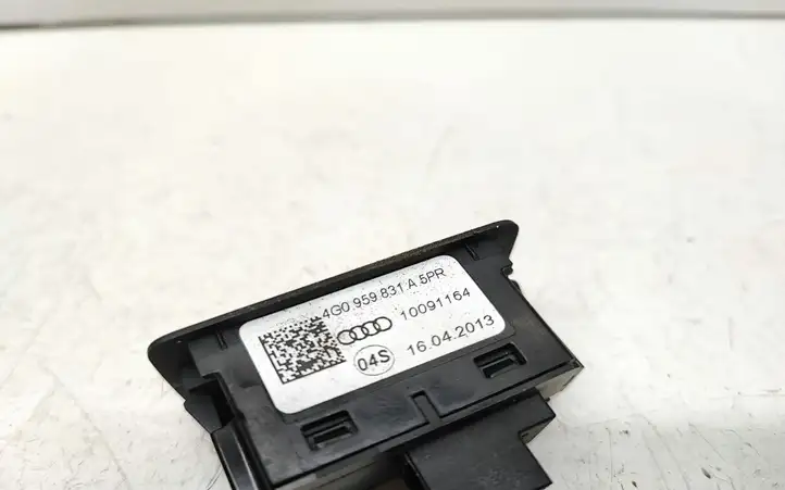 Audi A6 C7 (2011 - 2014) 4G0959831A Кнопка закрытия крышки багажника — фото 3