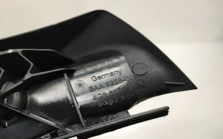 Audi A6 C7 (2011 - 2014) 4G8857791A Накладка ремня безопасности — фото 3
