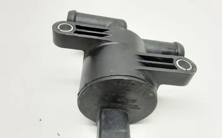 Audi A6 C7 (2011 - 2014) 4H0121671D Электроциркуляционный насос — фото 2