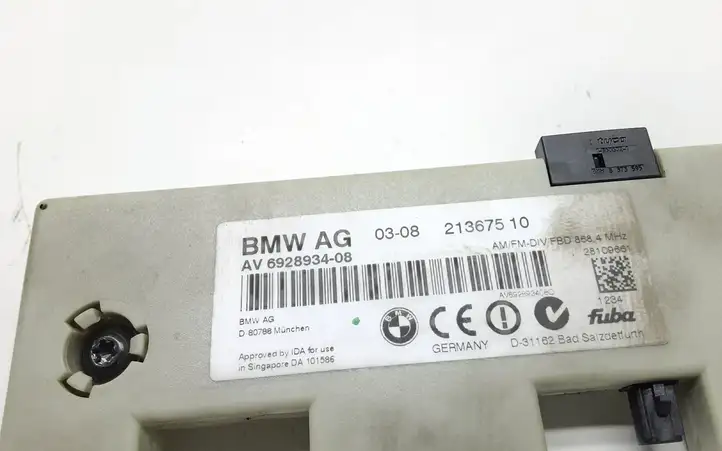 BMW 3 E90 E91 (2005 - 2012) 6928934 Усилитель антенны — фото 3