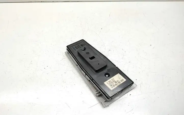 BMW 7 E65 E66 (2001 - 2008) 6943057 Кнопка стеклоподъемников — фото 2